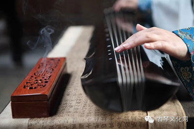 小议“繁手淫声”